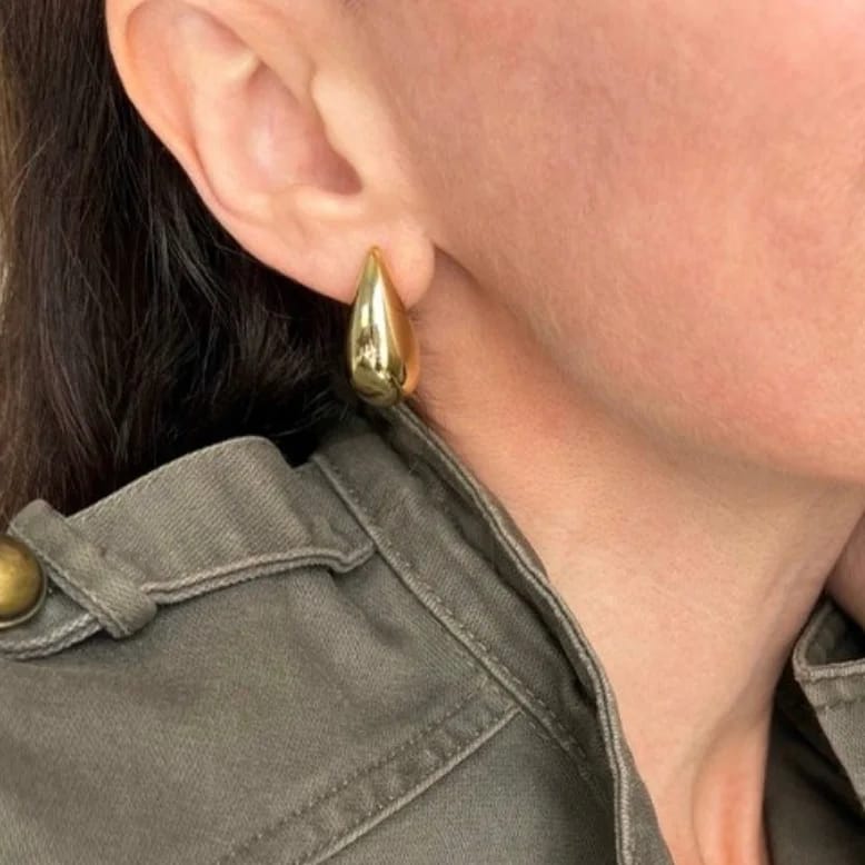 Aros drops acero dorado