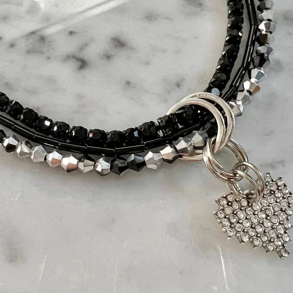 Imagen ilustrativa de Collar black