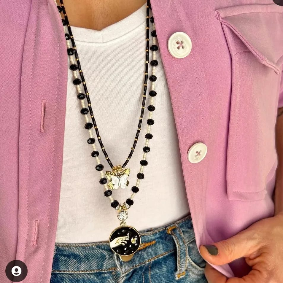 Imagen ilustrativa de Collar dije de mariposa