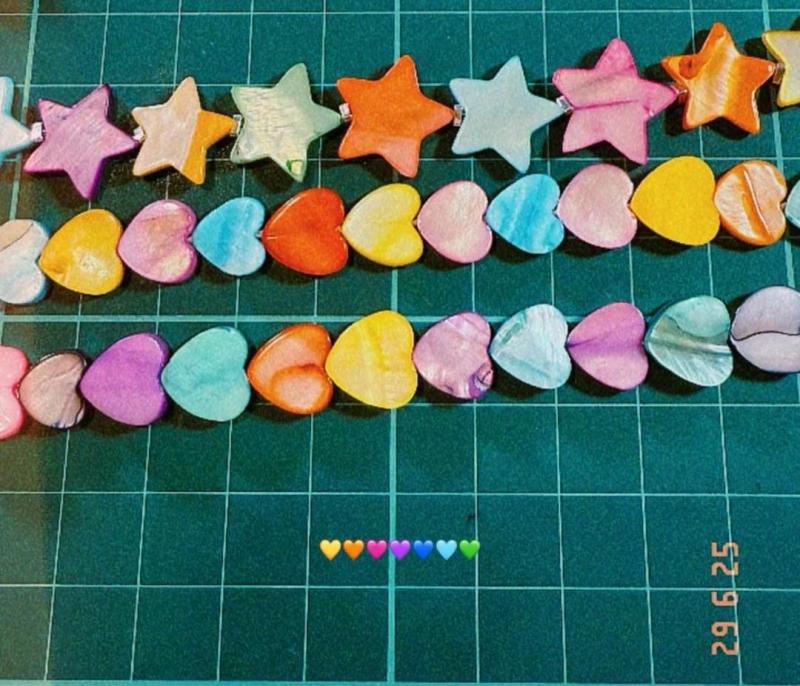 Imagen ilustrativa de Pulseras nácar colores