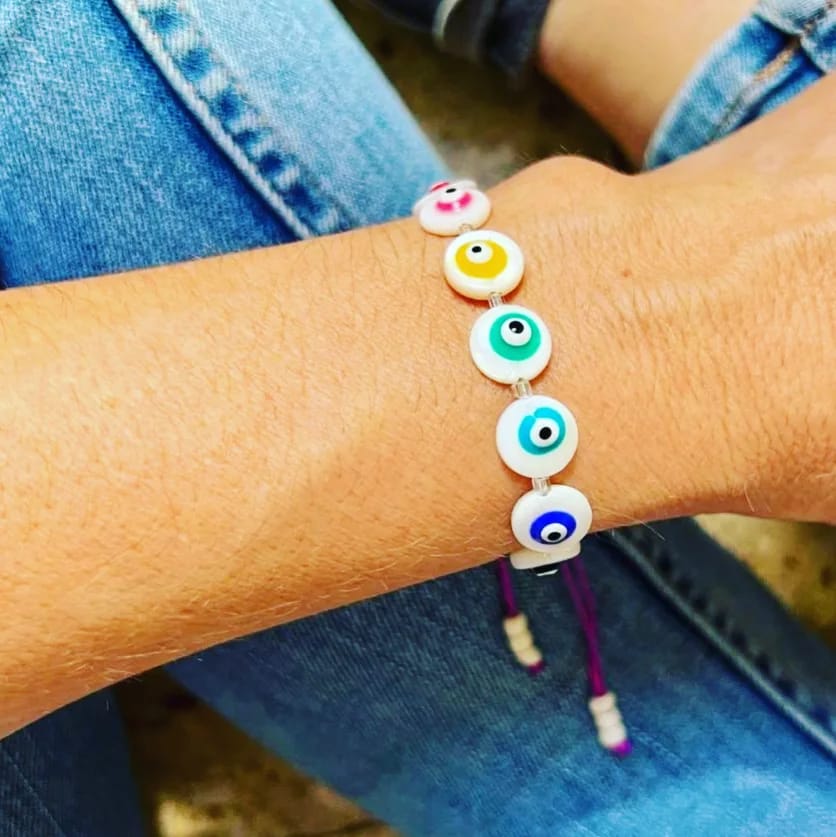 Imagen ilustrativa de Pulseras protectoras 01